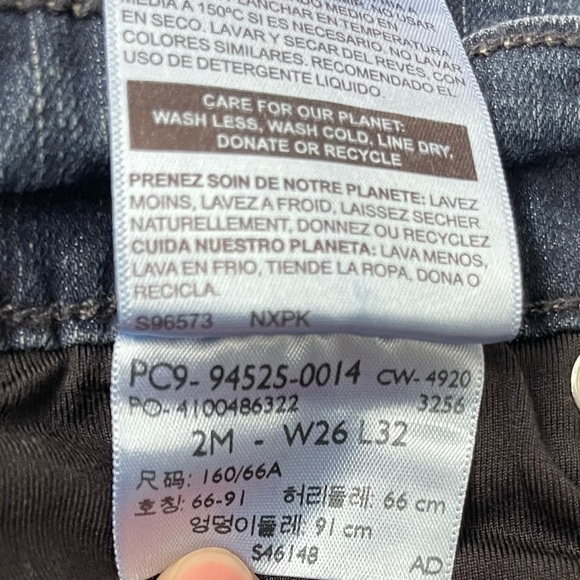 Levis Signature Midrise Bootcut Jeans Dark Indigo W26 - Picture 3 of 14